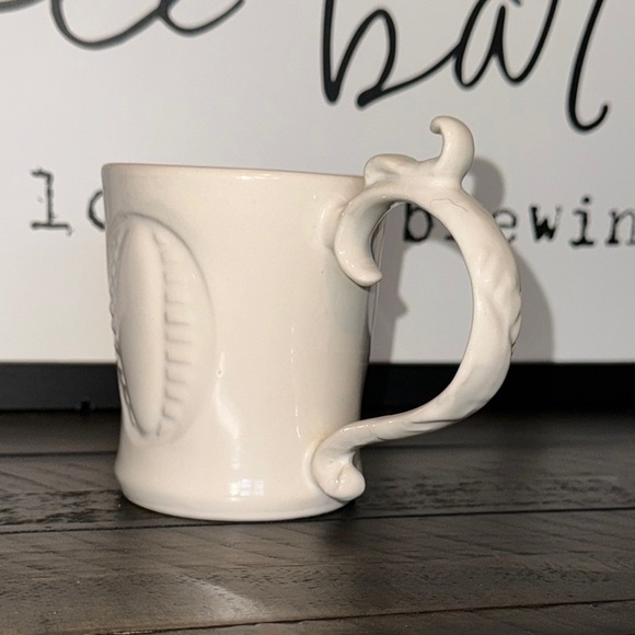 POTTERY BARN PB A-Z MUGS Elegant Cream Ceramic Mug Cup Initial Monogram Letter O - Picture 3 of 13